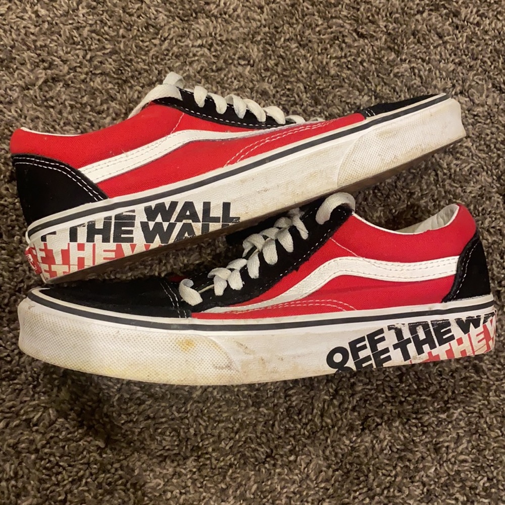 custom vans - Picture 4 of 6